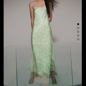 Zara NWT floral satin dress - Green - M